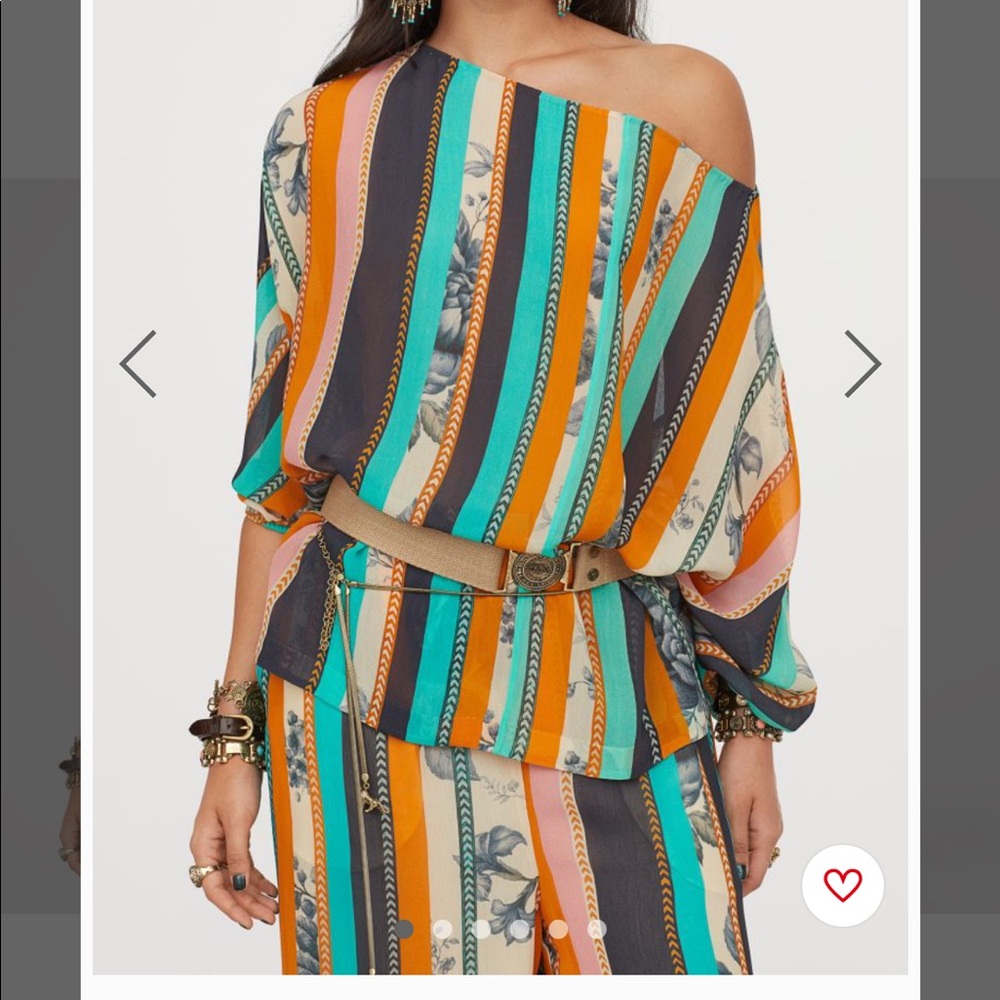 Wide cut Sabyasachi chiffon blouse